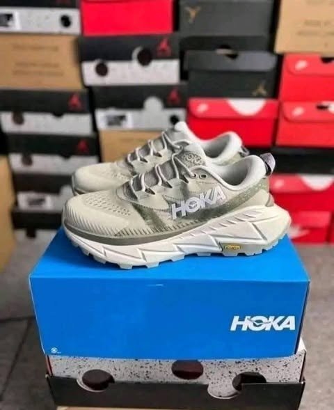 HOKA shoes pallets available - Image 4