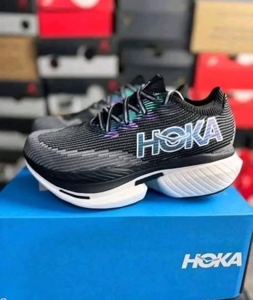 HOKA shoes pallets available - Image 5