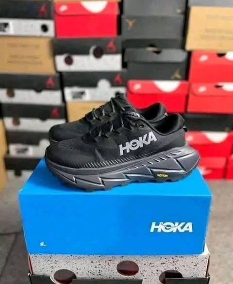 HOKA shoes pallets available - Image 7