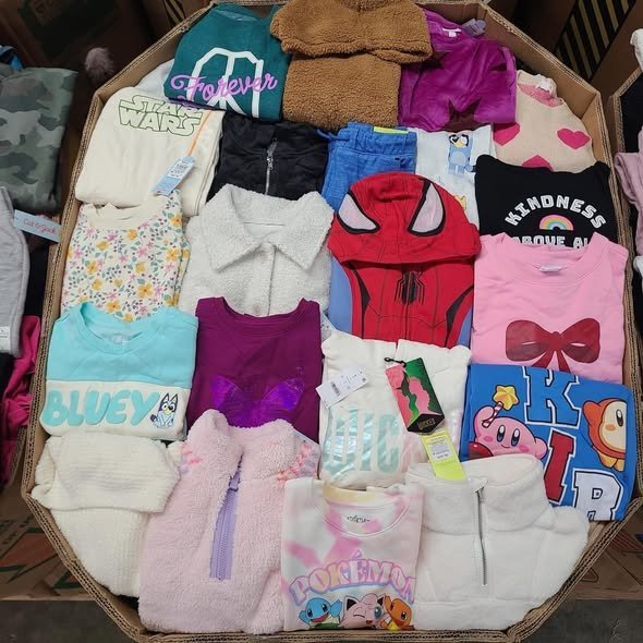 Target KIDS WINTER CLOTHES - Image 7