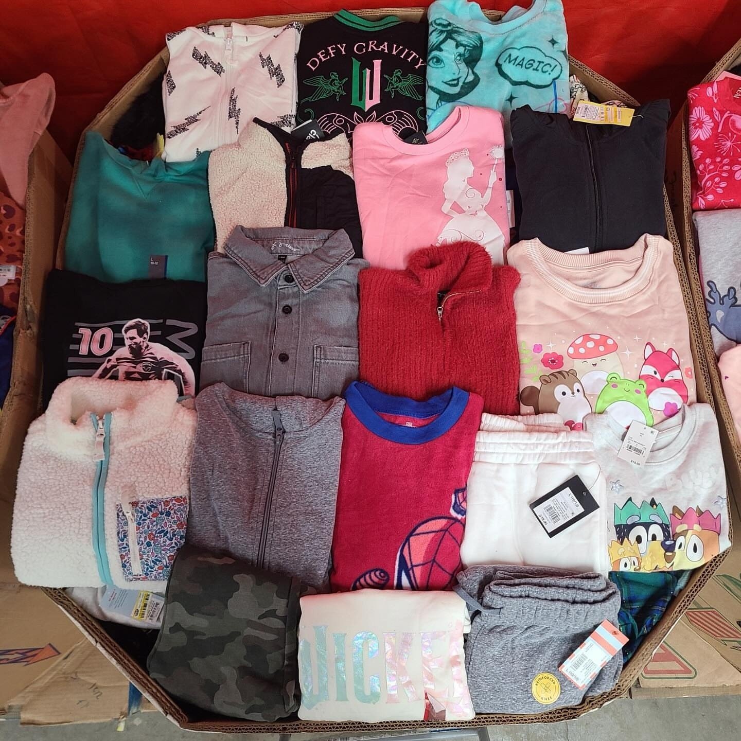 Target KIDS WINTER CLOTHES - Image 4