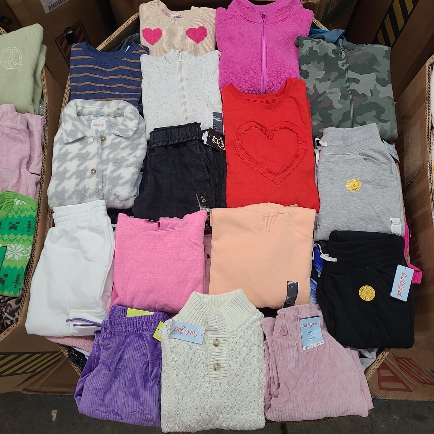 Target KIDS WINTER CLOTHES - Image 6