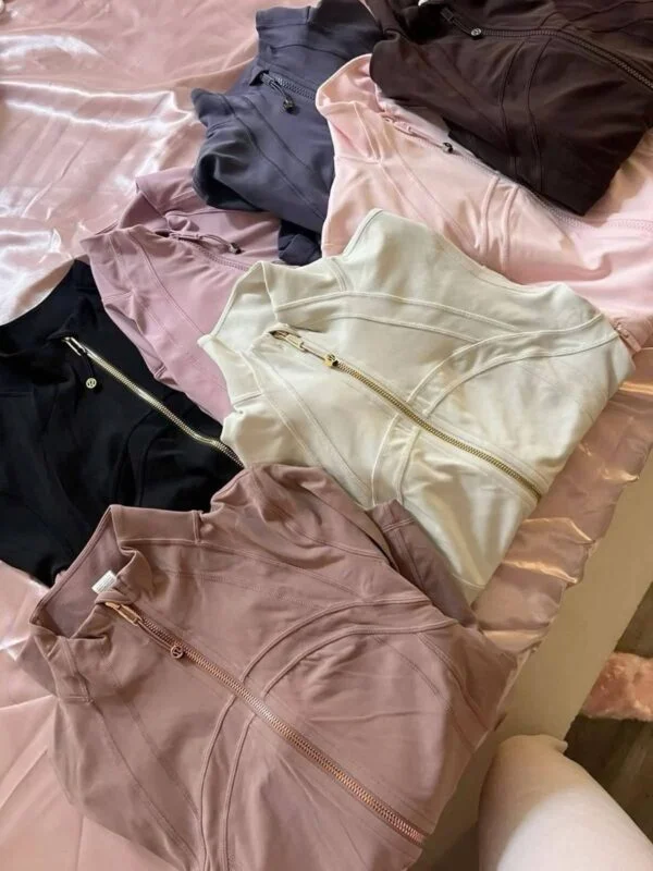 Lululemon Clothing Pallets for Sale - Image 4